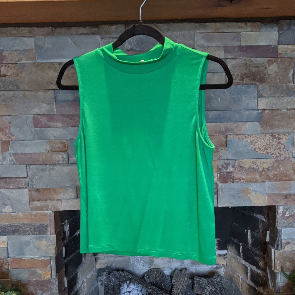 Ribbonluxe Vibrant Green Sleeveless Tank Top